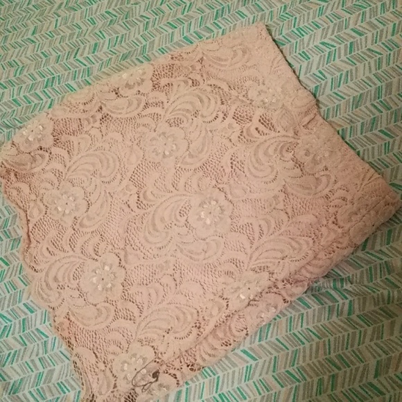 Skirt - Picture 3 of 3